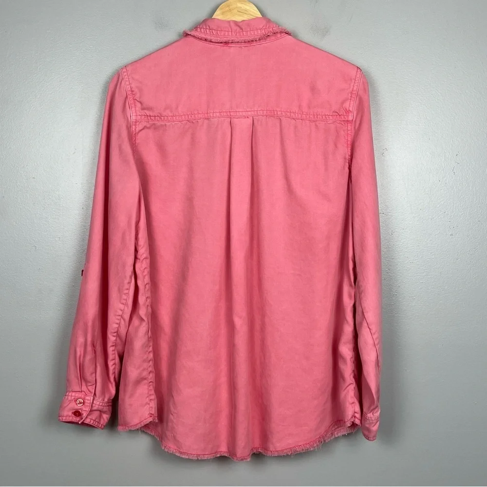 Chico’s pink 100% Lyocell fringed trim button front roll tab shirt, size 8. - Picture 4 of 11